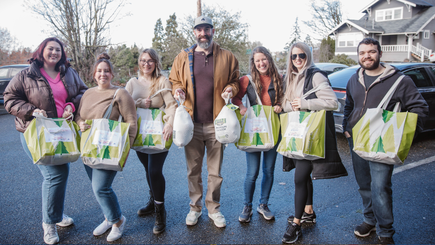 Dwayne Lane's Skagit Subaru Supports Foster Family Thanksgiving